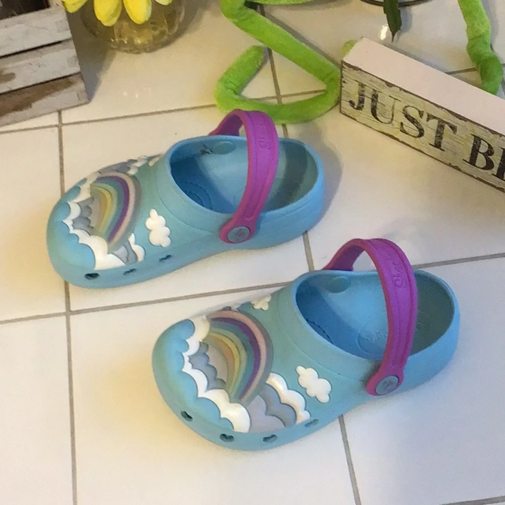 Skechers these gently